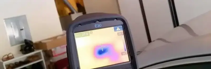 mold inspection using thermal imaging technology to detect moisture and hidden mold in a home in Mesa, AZ